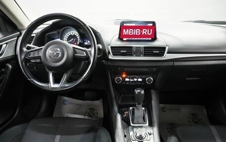 Mazda 3, 2017 год, 1 498 000 рублей, 15 фотография