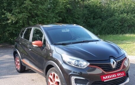 Renault Kaptur I рестайлинг, 2016 год, 1 099 000 рублей, 17 фотография