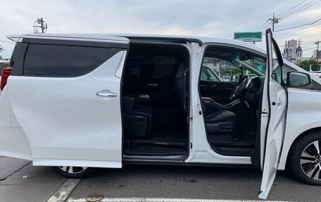Toyota Alphard III, 2021 год, 3 480 000 рублей, 5 фотография
