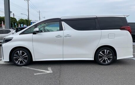Toyota Alphard III, 2021 год, 3 480 000 рублей, 10 фотография