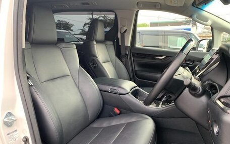 Toyota Alphard III, 2021 год, 3 480 000 рублей, 22 фотография