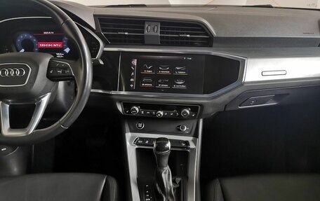Audi Q3, 2021 год, 3 195 000 рублей, 11 фотография