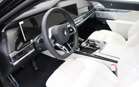 BMW 7 серия, 2024 год, 19 740 000 рублей, 12 фотография