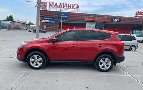 Toyota RAV4, 2013 год, 2 050 000 рублей, 2 фотография