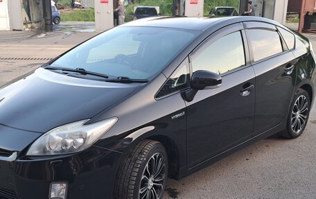Toyota Prius, 2010 год, 1 050 000 рублей, 1 фотография