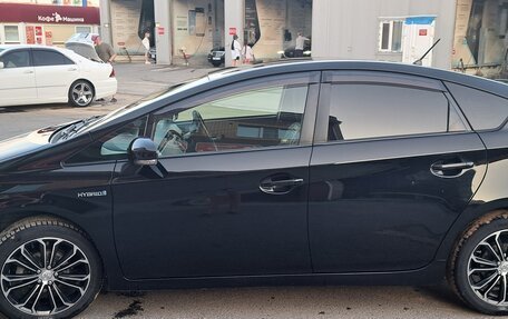 Toyota Prius, 2010 год, 1 050 000 рублей, 2 фотография