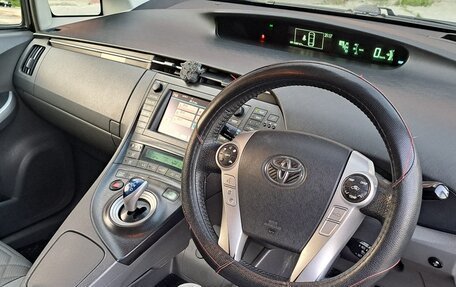 Toyota Prius, 2010 год, 1 050 000 рублей, 9 фотография