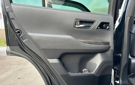 Toyota Land Cruiser, 2022 год, 11 950 000 рублей, 12 фотография