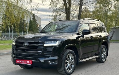 Toyota Land Cruiser, 2022 год, 11 950 000 рублей, 3 фотография