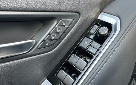 Toyota Land Cruiser, 2022 год, 11 950 000 рублей, 27 фотография
