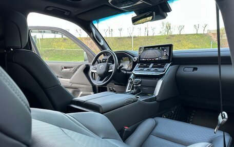 Toyota Land Cruiser, 2022 год, 11 950 000 рублей, 21 фотография