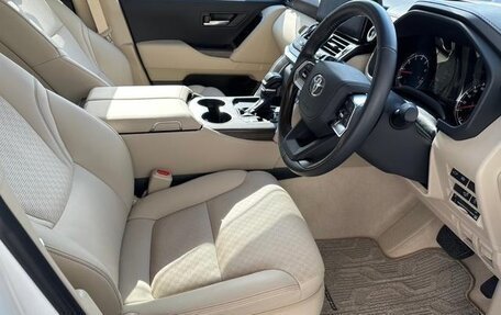 Toyota Land Cruiser, 2022 год, 11 420 000 рублей, 17 фотография