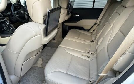 Toyota Land Cruiser, 2022 год, 11 420 000 рублей, 39 фотография