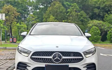 Mercedes-Benz A-Класс, 2022 год, 1 900 090 рублей, 3 фотография