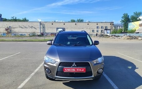 Mitsubishi Outlander III рестайлинг 3, 2012 год, 1 620 000 рублей, 1 фотография