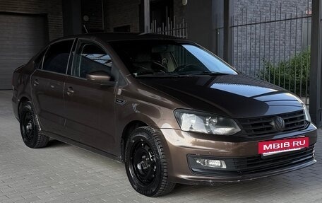 Volkswagen Polo VI (EU Market), 2018 год, 1 100 000 рублей, 2 фотография