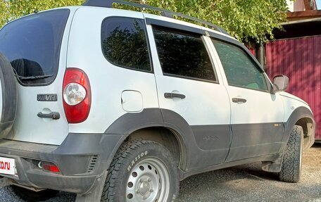 Chevrolet Niva I рестайлинг, 2016 год, 830 000 рублей, 12 фотография