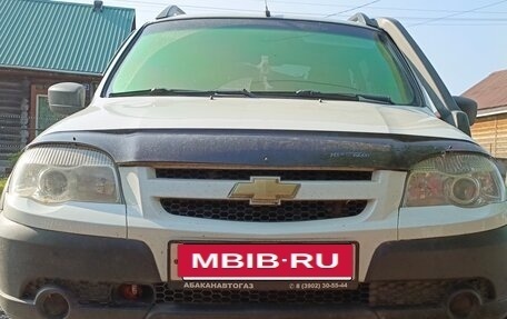 Chevrolet Niva I рестайлинг, 2016 год, 830 000 рублей, 3 фотография