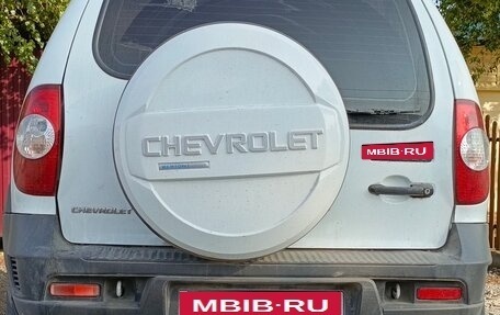 Chevrolet Niva I рестайлинг, 2016 год, 830 000 рублей, 5 фотография