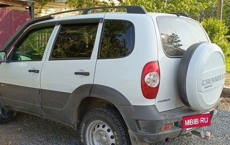 Chevrolet Niva I рестайлинг, 2016 год, 830 000 рублей, 13 фотография
