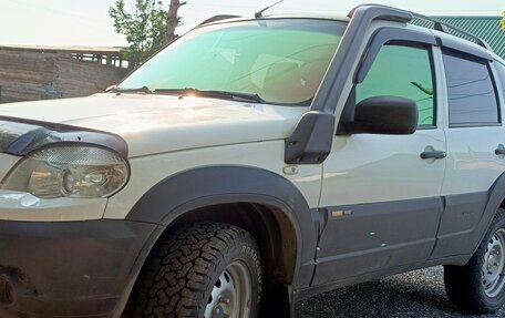 Chevrolet Niva I рестайлинг, 2016 год, 830 000 рублей, 16 фотография