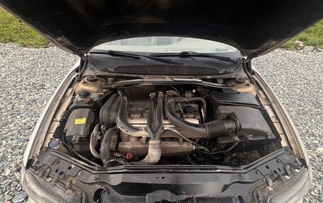 Volvo S80 II рестайлинг 2, 2001 год, 400 000 рублей, 13 фотография