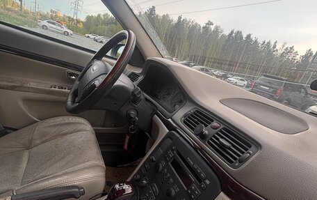 Volvo S80 II рестайлинг 2, 2001 год, 400 000 рублей, 12 фотография