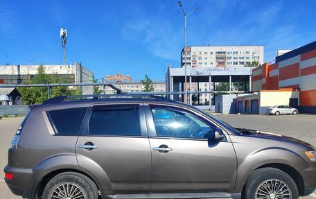 Mitsubishi Outlander III рестайлинг 3, 2012 год, 1 620 000 рублей, 2 фотография