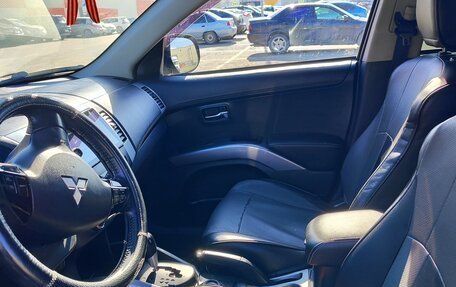 Mitsubishi Outlander III рестайлинг 3, 2012 год, 1 620 000 рублей, 9 фотография