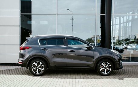 KIA Sportage IV рестайлинг, 2019 год, 1 800 000 рублей, 8 фотография