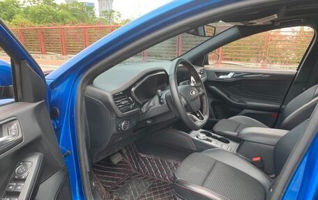 Ford Focus IV, 2021 год, 1 290 000 рублей, 10 фотография