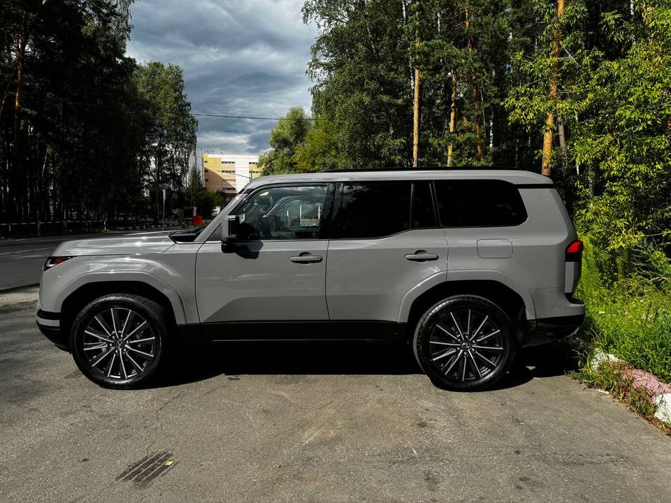 Lexus GX II рестайлинг 2, 2024 год, 15 000 000 рублей, 2 фотография