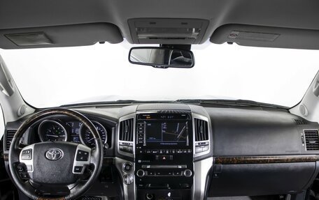 Toyota Land Cruiser 200, 2012 год, 2 998 000 рублей, 13 фотография
