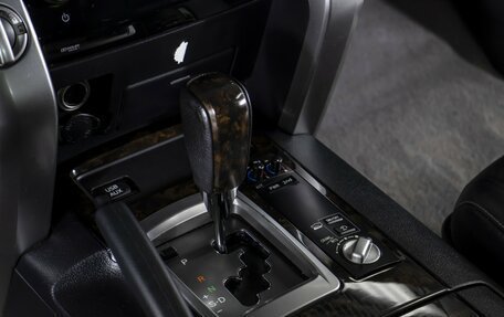 Toyota Land Cruiser 200, 2012 год, 2 998 000 рублей, 16 фотография