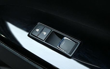 Lexus LX III, 2022 год, 21 315 000 рублей, 10 фотография