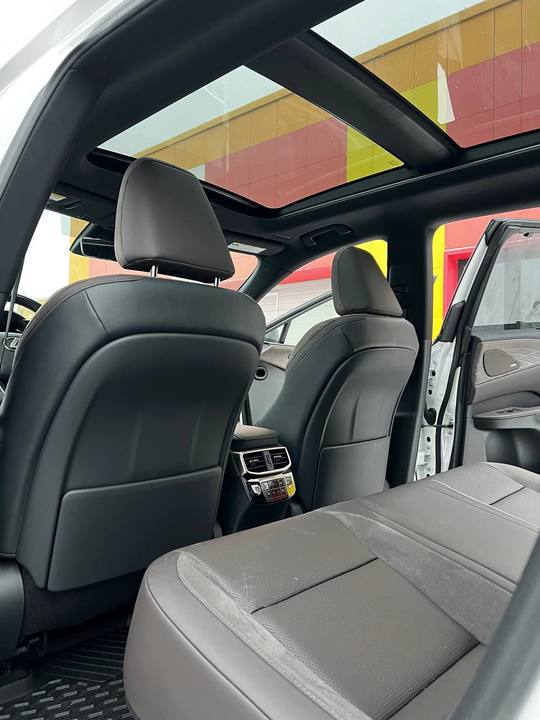 Lexus RX IV рестайлинг, 2024 год, 9 800 000 рублей, 15 фотография