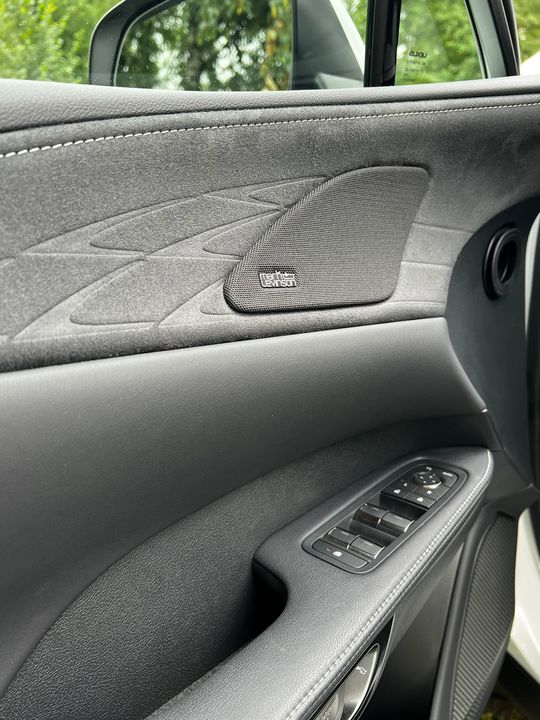 Lexus RX IV рестайлинг, 2024 год, 9 800 000 рублей, 11 фотография