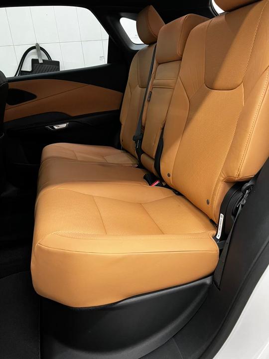 Lexus RX IV рестайлинг, 2024 год, 9 800 000 рублей, 23 фотография