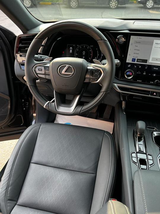 Lexus RX IV рестайлинг, 2024 год, 9 800 000 рублей, 10 фотография