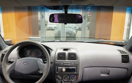 Hyundai Accent II, 2008 год, 350 000 рублей, 10 фотография