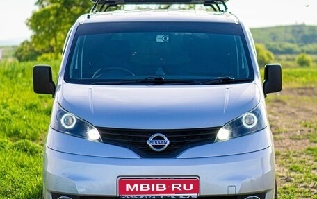 Nissan NV200, 2012 год, 1 200 000 рублей, 1 фотография