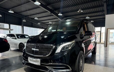 Mercedes-Benz V-Класс, 2021 год, 3 600 000 рублей, 1 фотография