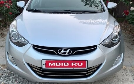 Hyundai Avante, 2011 год, 930 000 рублей, 1 фотография