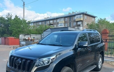 Toyota Land Cruiser Prado 150 рестайлинг 2, 2016 год, 5 100 000 рублей, 1 фотография
