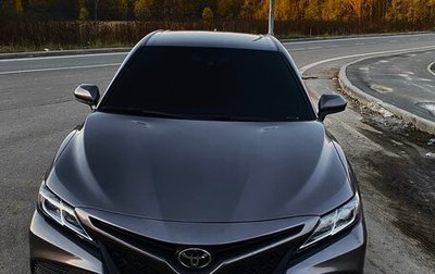 Toyota Camry, 2019 год, 2 100 000 рублей, 1 фотография
