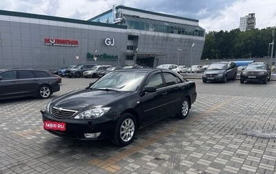Toyota Camry V40, 2005 год, 850 000 рублей, 1 фотография