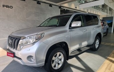 Toyota Land Cruiser Prado 150 рестайлинг 2, 2017 год, 3 490 000 рублей, 1 фотография