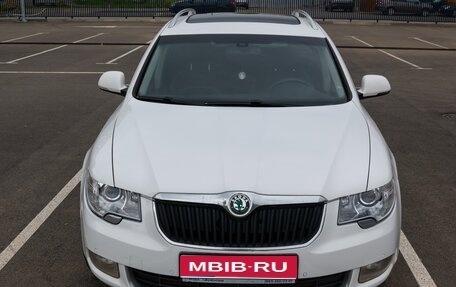 Skoda Superb III рестайлинг, 2011 год, 1 100 000 рублей, 1 фотография