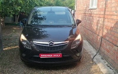 Opel Zafira C рестайлинг, 2015 год, 1 450 000 рублей, 1 фотография