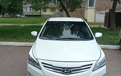 Hyundai Solaris II рестайлинг, 2015 год, 780 000 рублей, 1 фотография